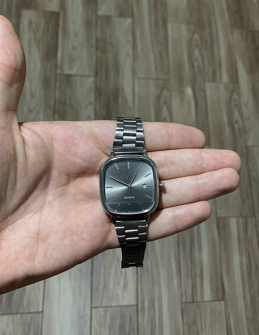 Classic Grey Premium ساعة